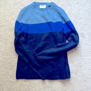 OLD NAVY SWEATER BLUE